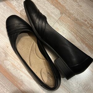 Clarks Black Flats